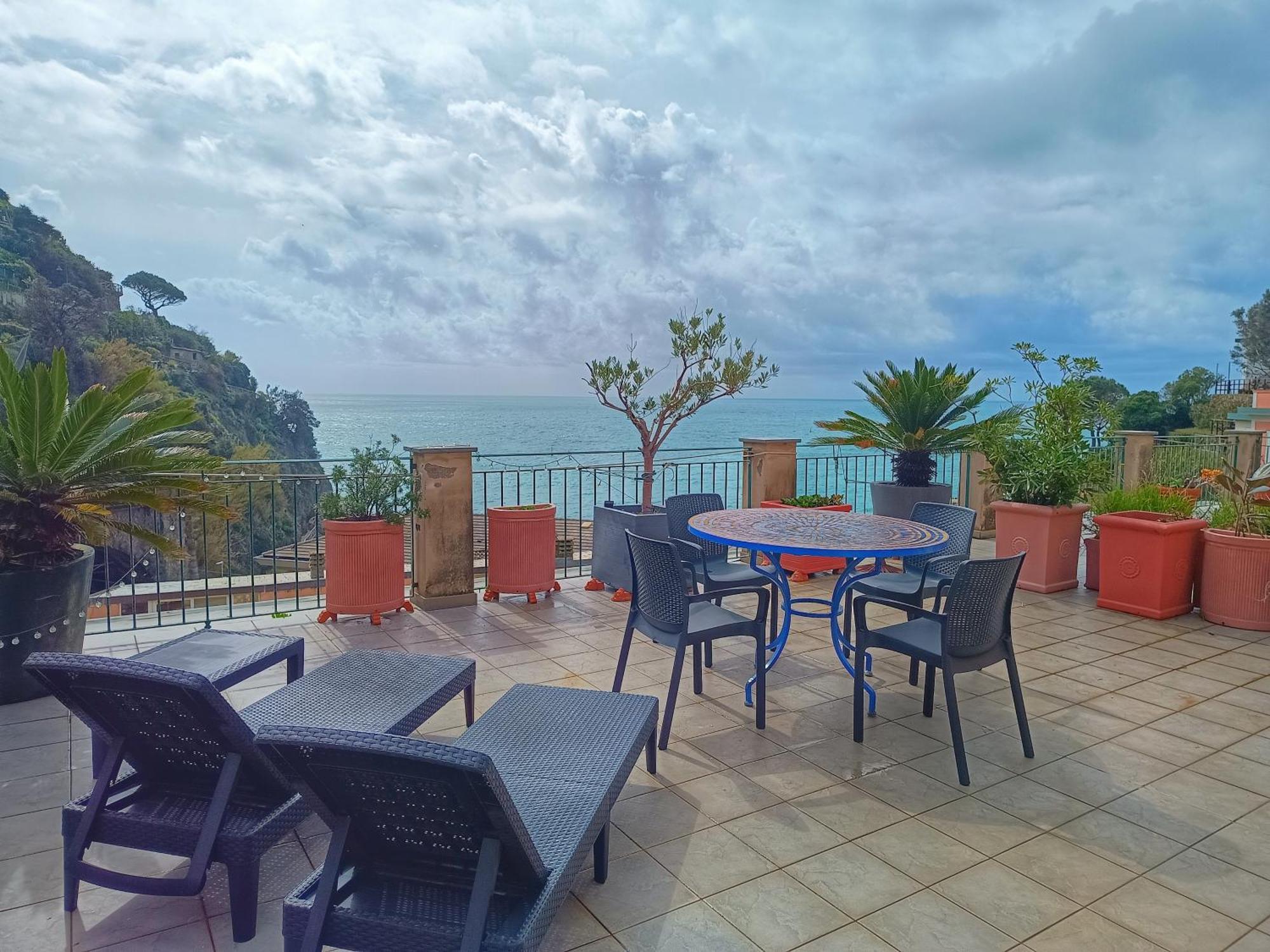 L'Oblo Apartment Riomaggiore Exterior photo